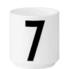 Taza de café Arne Jacobsen Número 7 Letras de diseño blanco Arne Jacobsen