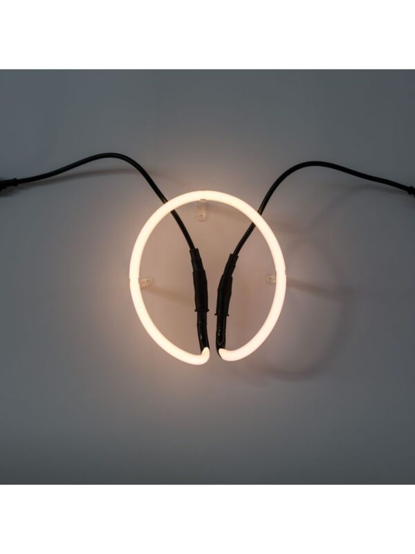 Neon Art Wall Lamp - raidė O White Seletti Selab