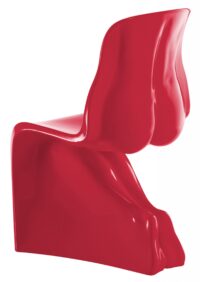 Нејзиниот стол - лакирана црвена верзија на Казаманија Фабио Номбре