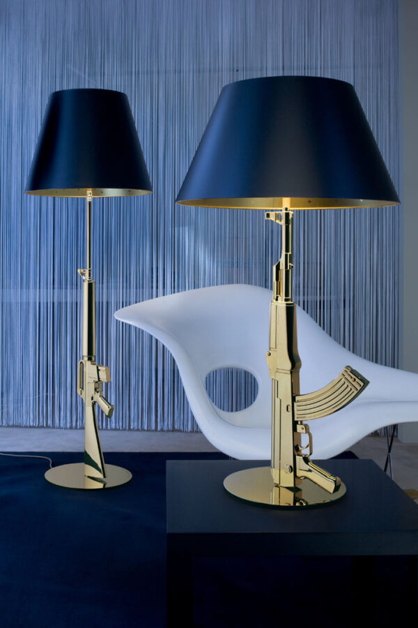 Lámpara de pie Lounge Gun / H 169 cm - Oro 18K Negro | Oro Flos Philippe Starck