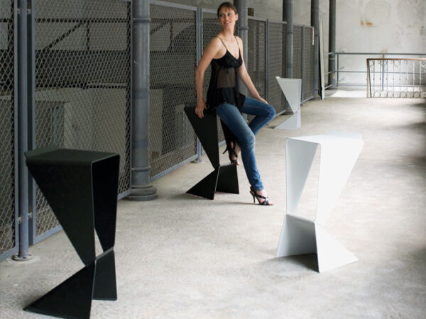 high stool Icon Black B-LINE Matthias Demacker