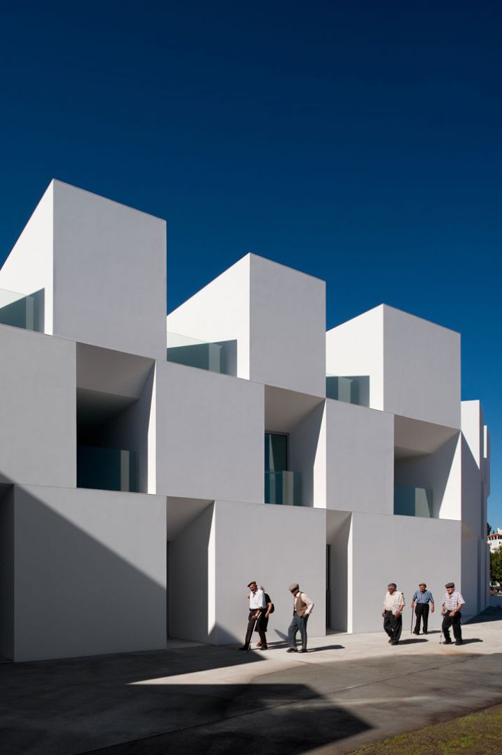 ALCACER-DO-SAL-FORM-por-Aires-Mateus-arquitectos-foto-Fernando-y-Sergio-Guerra-Yatzer-15