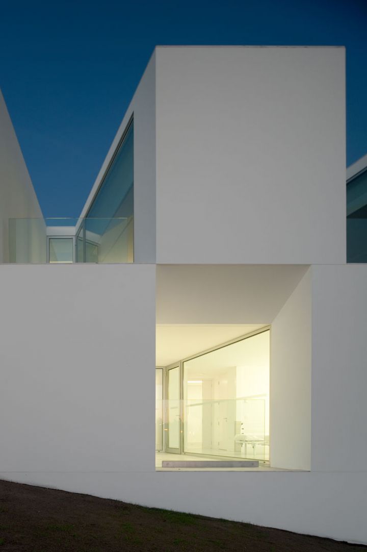 Alcacer-DO-SAL-FORM-από-Άιρες Mateus-αρχιτέκτονες-φωτογραφία-Fernando-και-Sergio-Πολέμου-Yatzer-22