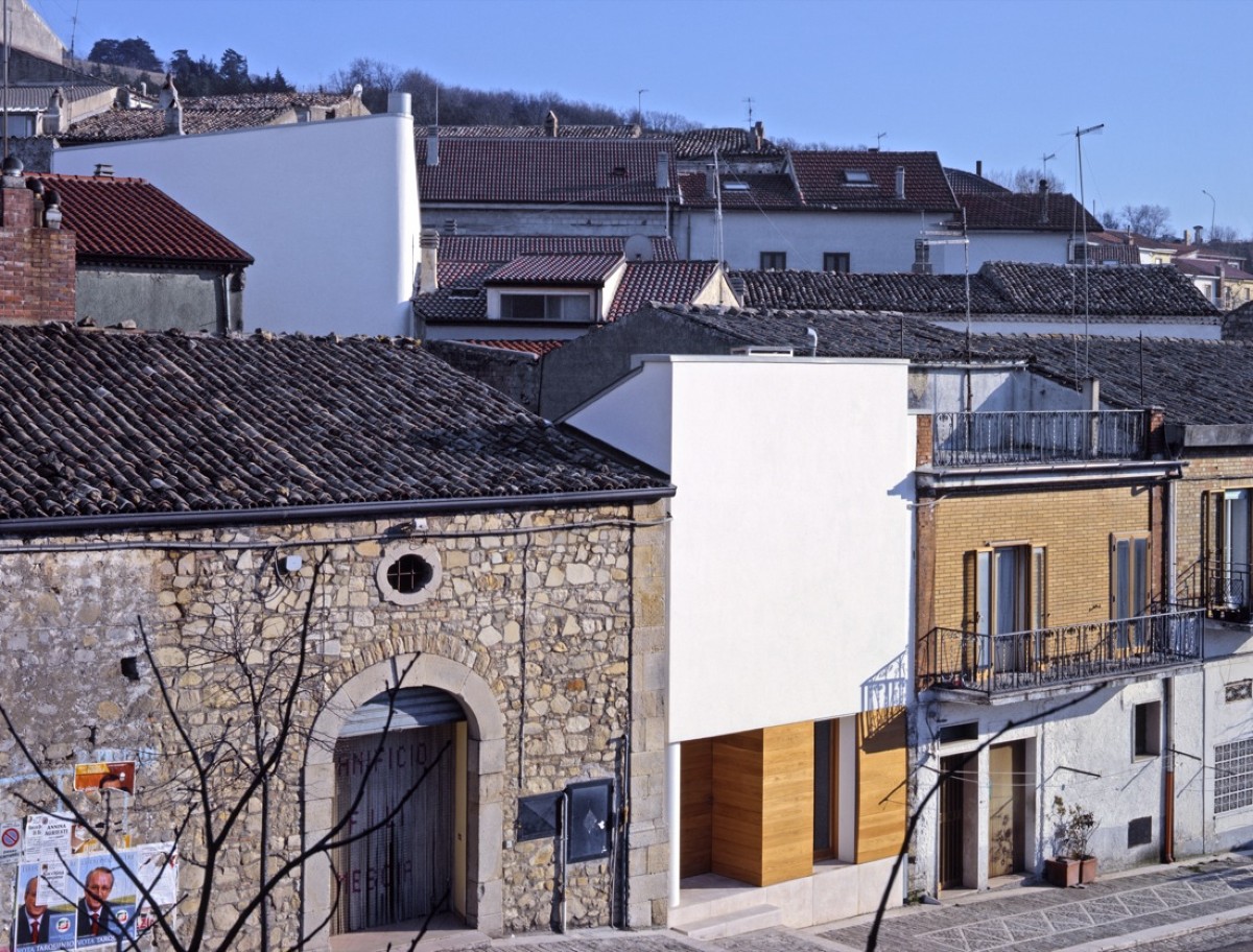 Raimondo Guidacci two houses 07