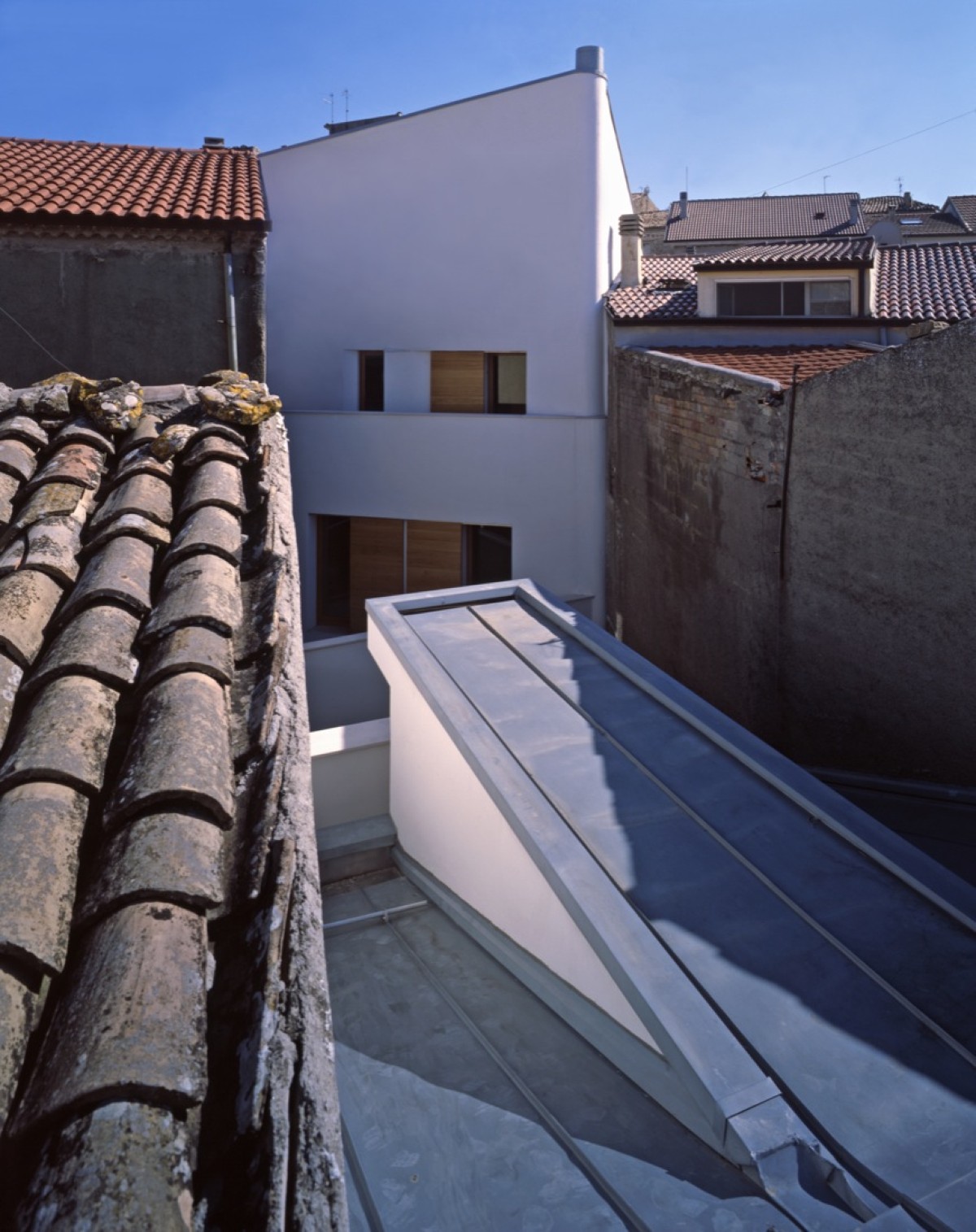 Raimondo Guidacci two houses 08