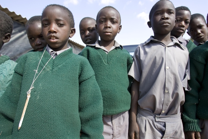 21_Emanuele_Spano_Zimbabwian_Children_on_Street