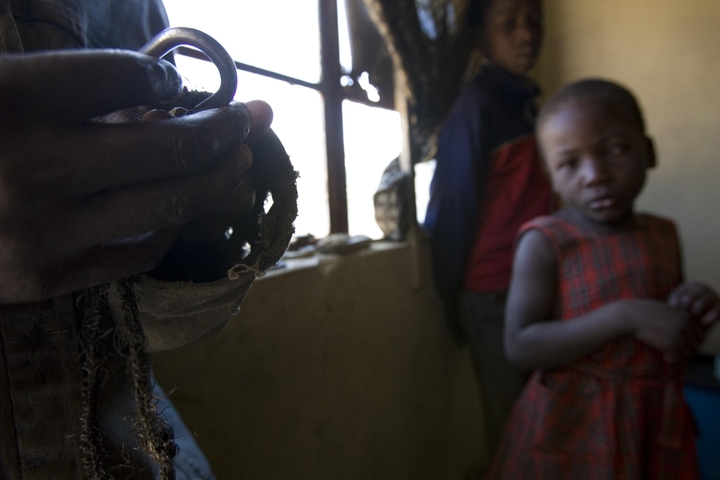 27_Emanuele_Spano_Zimbabwian_Children_on_Street