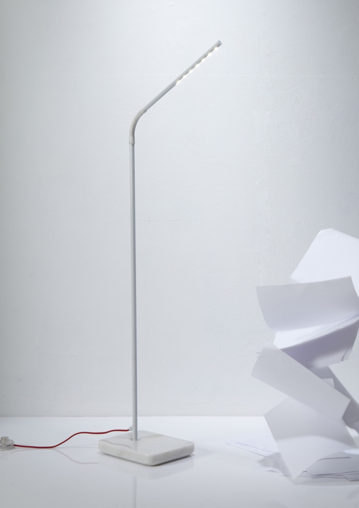 Birdy_lampadaire_b_design_Emmanuel_Gallina_for_Forestier_2012