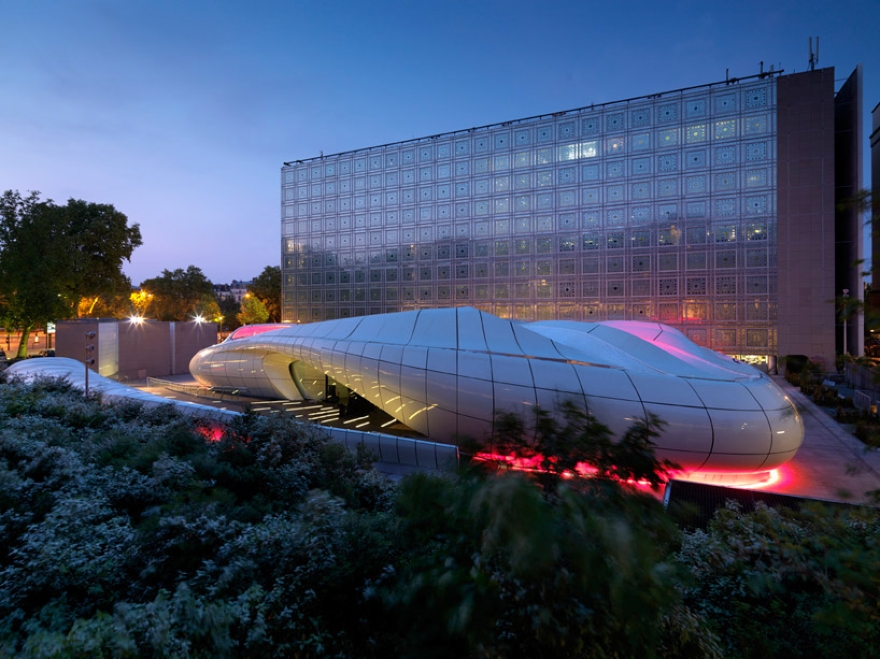 Mobile Art Pabellón 14 de Zaha Hadid