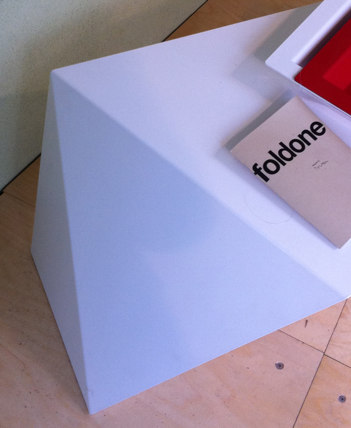 FOLDONE 06展ミラノ·デザインウィーク2012