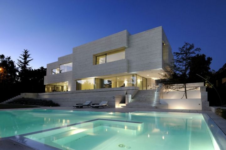 Casa-in-Las-Rozas-08-750x498