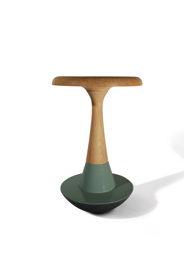 Luis Alberto Arrivillaga stool Chiummo 01