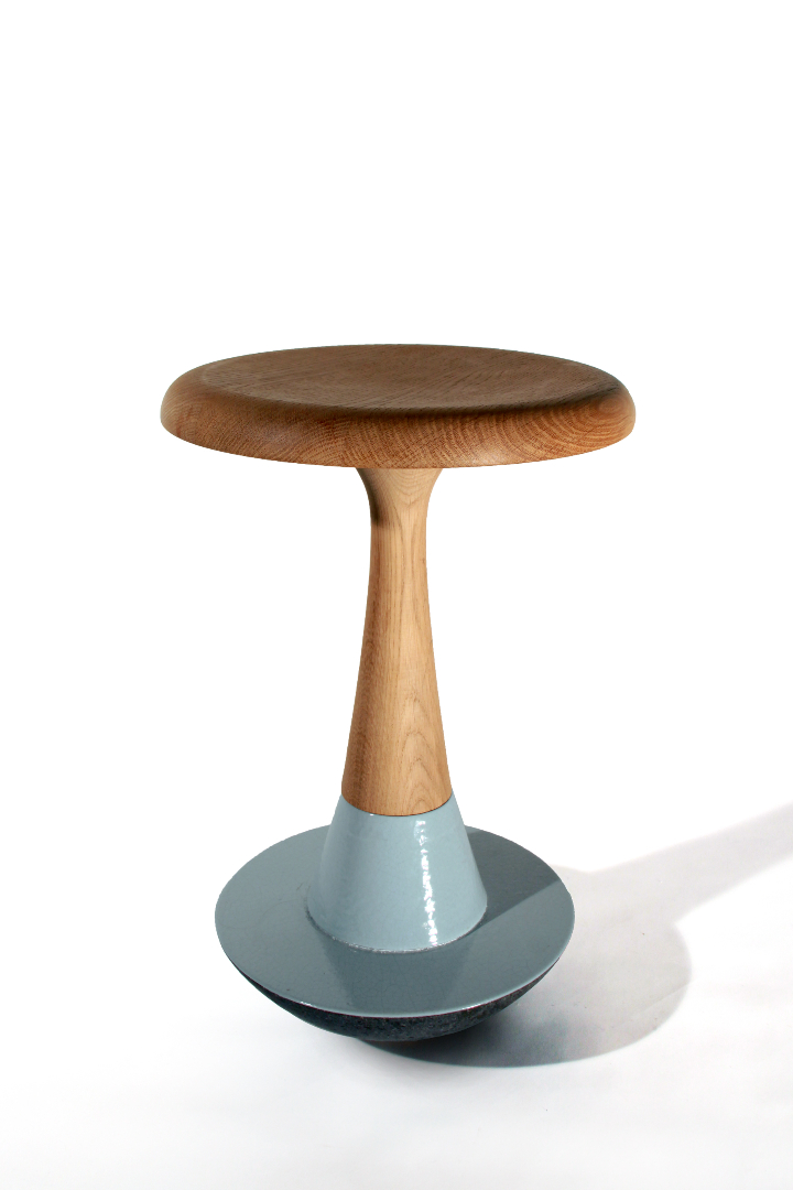 Luis Alberto Arrivillaga stool Chiummo 02