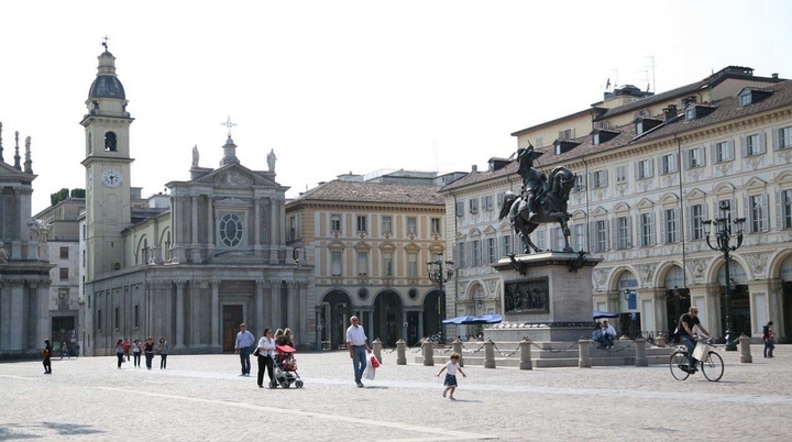 Piazza-San-Carlo