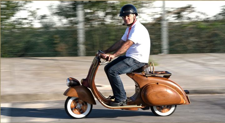 Carlos Alberto wooden Vespa 8