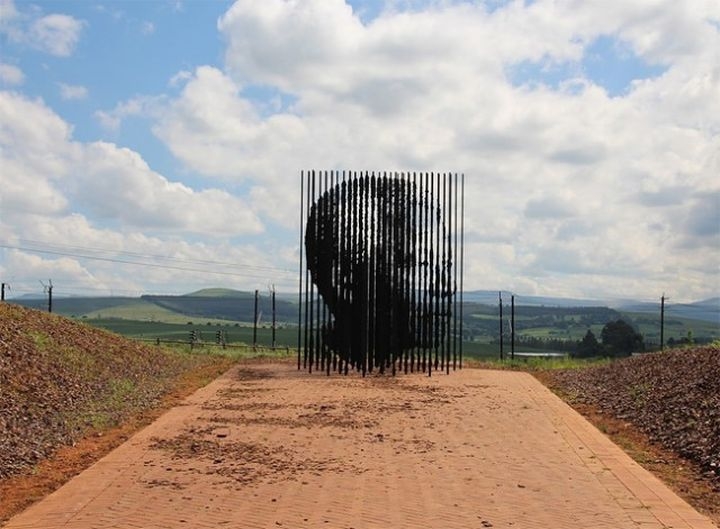 Mandela-Sculpture par Marco-Cianfanelli6-640x471