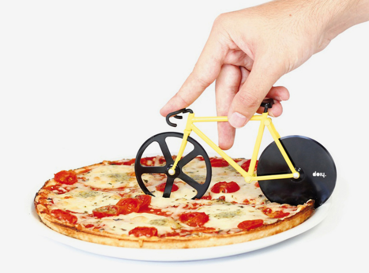 fixie-pizzas-coupe-tranches-avec-vélo-roues-081