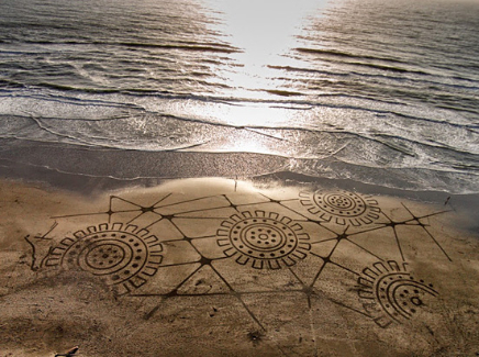 Andres Amador Is Creating Elaborate Sand Art on Boston Beaches