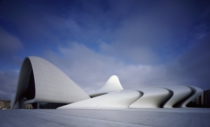 Heydar Aliyev Pusat Zaha Hadid sosial Design Magazine-06