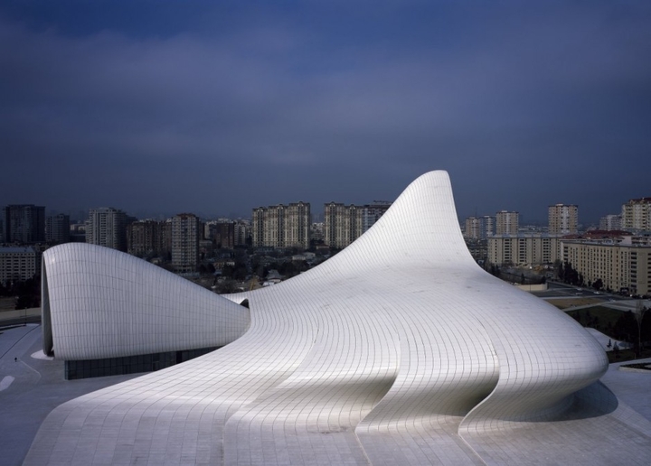 Heydar Aliyev Pusat Zaha Hadid sosial Design Magazine-08