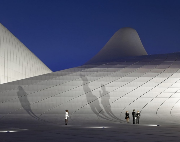 Heydar Aliyev Pusat Zaha Hadid sosial Design Magazine-13