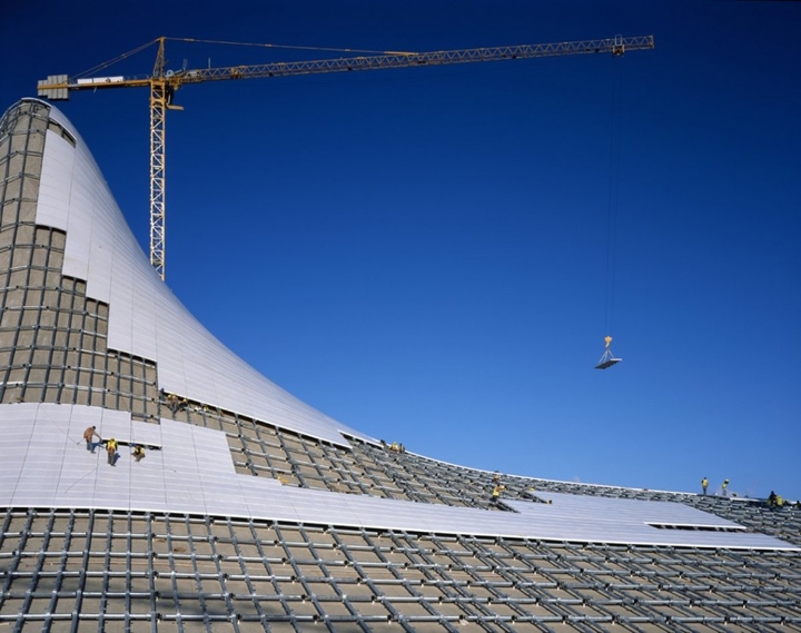 Heydar Aliyev-Center Zaha Hadid Social Design Magazin-38