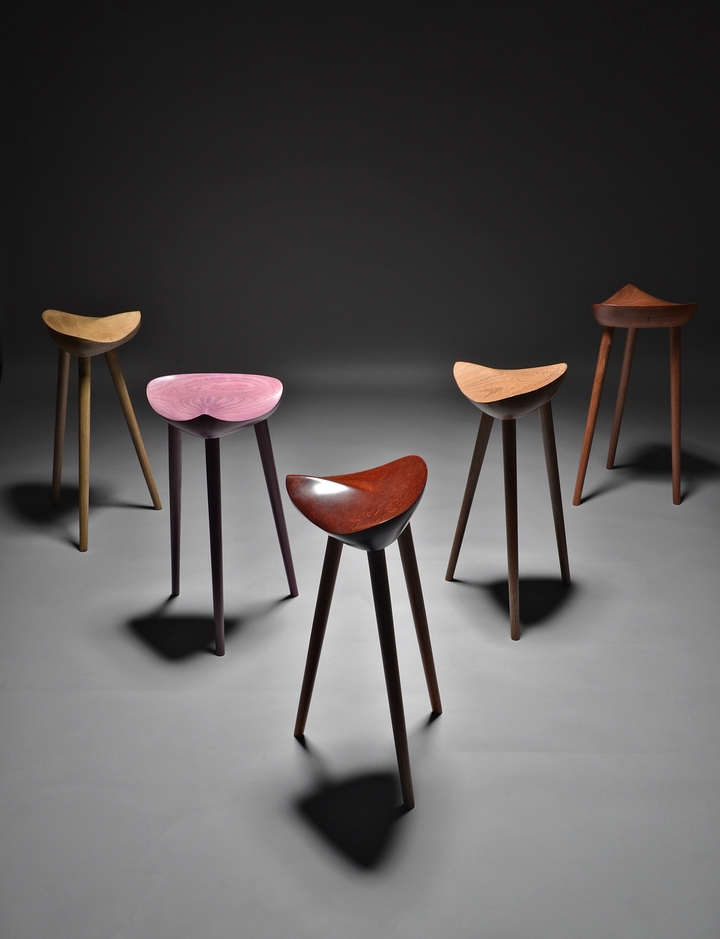 Stool Sela Ricardo Graham Design Social Revista 01