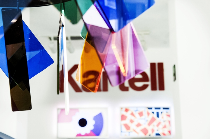 Kartell оди Сотсас социјални дизајн списание 35