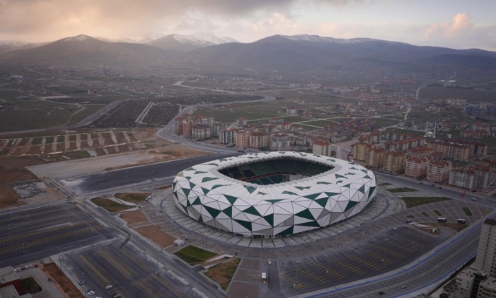 arquitectos bahadçr KUL estadio de la ciudad de Konya 02 818x492