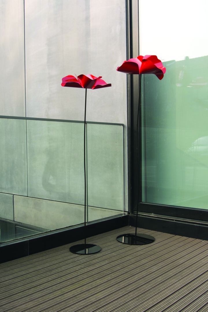 Poppy King outdoor social design magazine