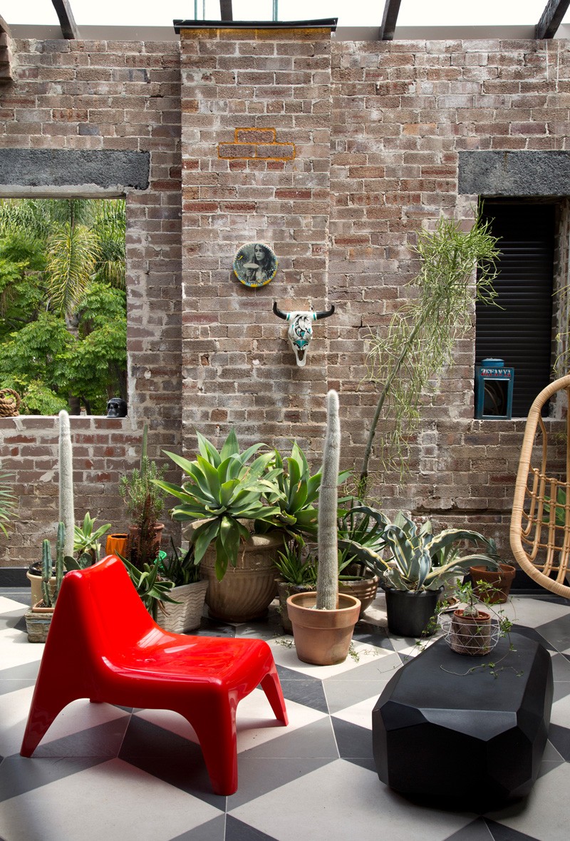 Dwelling in a former warehouse in Sydney