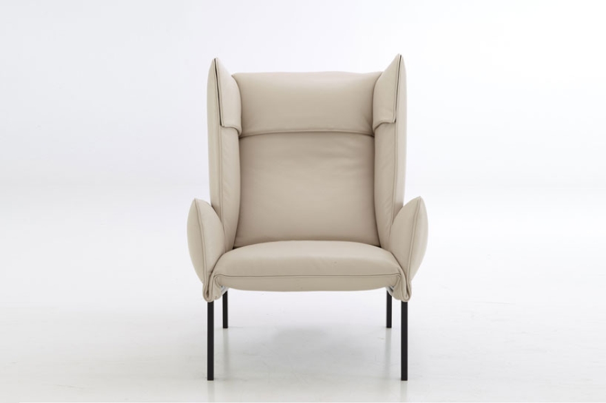 Armchair with ears Beau Fixe, Inga Sempé for Ligne Roset 08