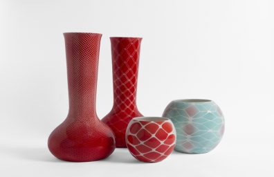 Vase pattern από το Studio Nesta & Ludek