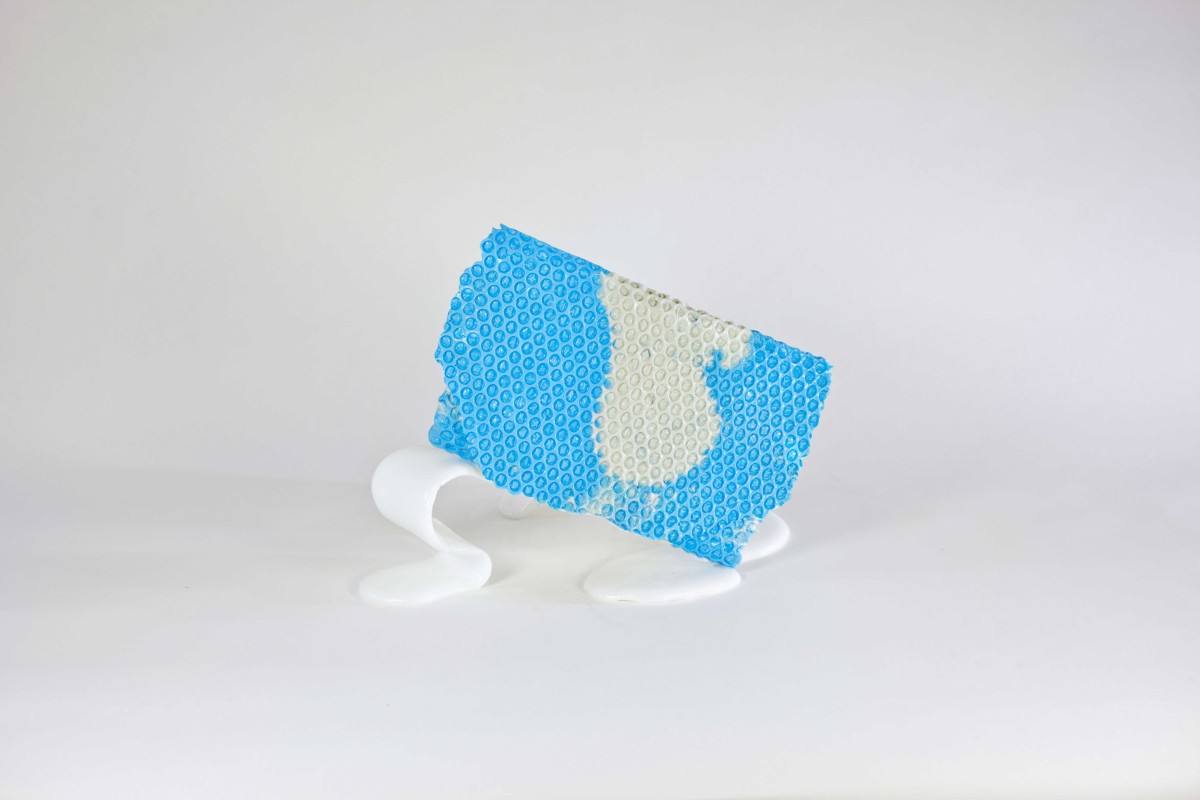 Wrap bag clutch in poliuretano azzurra design Matteo Pellegrino 04