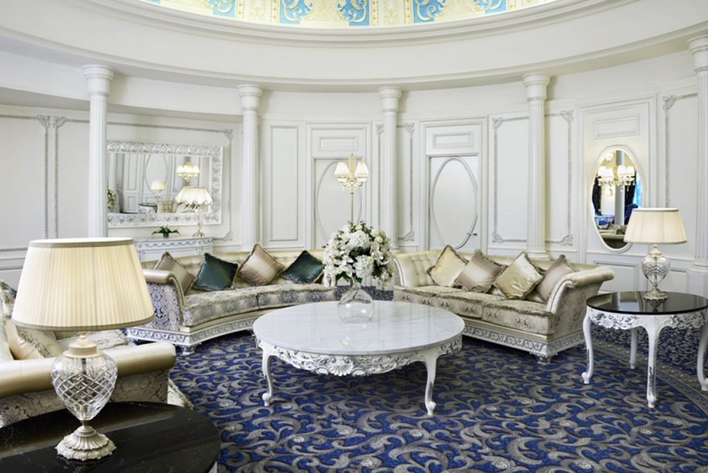 The living area of ​​Presidential Suite - Patrizia Volpato's Lights