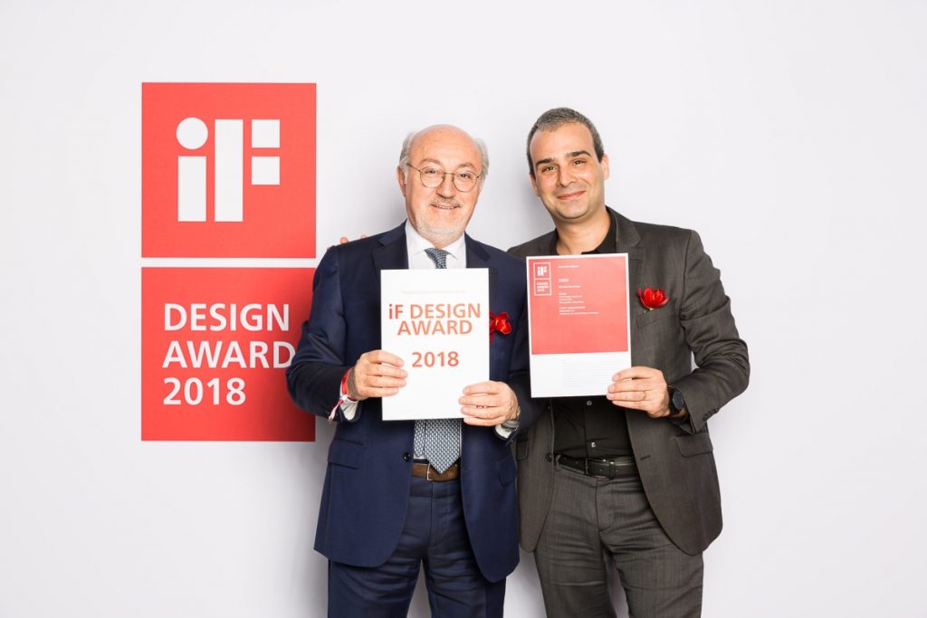 iF Design Award CORX биометриски паметен часовник