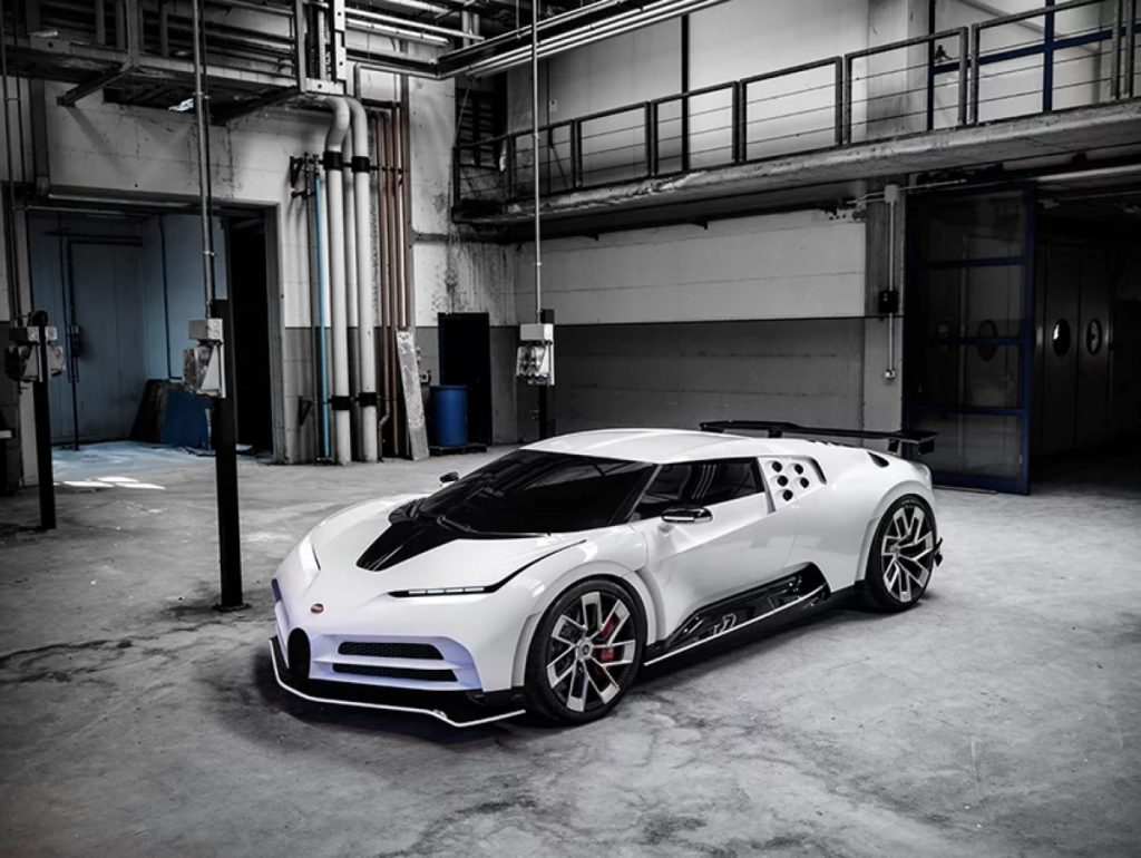 „Bugatti Centodieci“