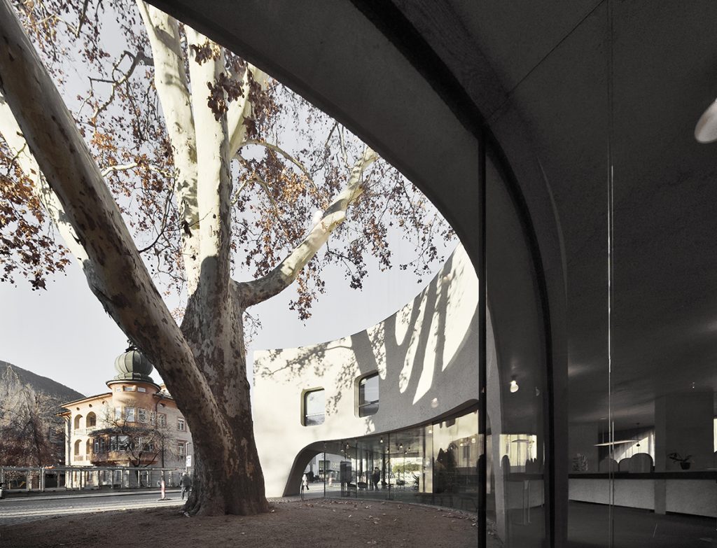 Volume scultoreo e forme sinuose - TreeHugger - MoDusArchitects