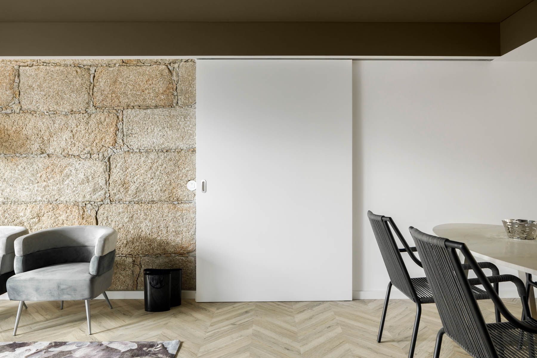 Ristrutturazione di in un Appartamento dei primi anni 70, inStone ...