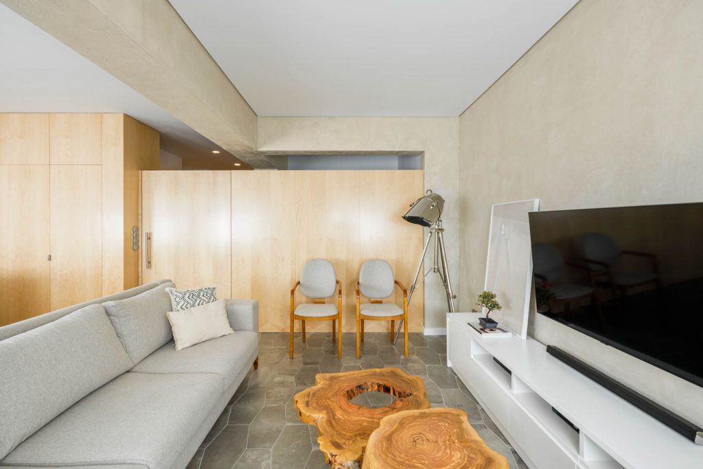 Renovated apartment during the pandemic, Paulo Moreira architectures
