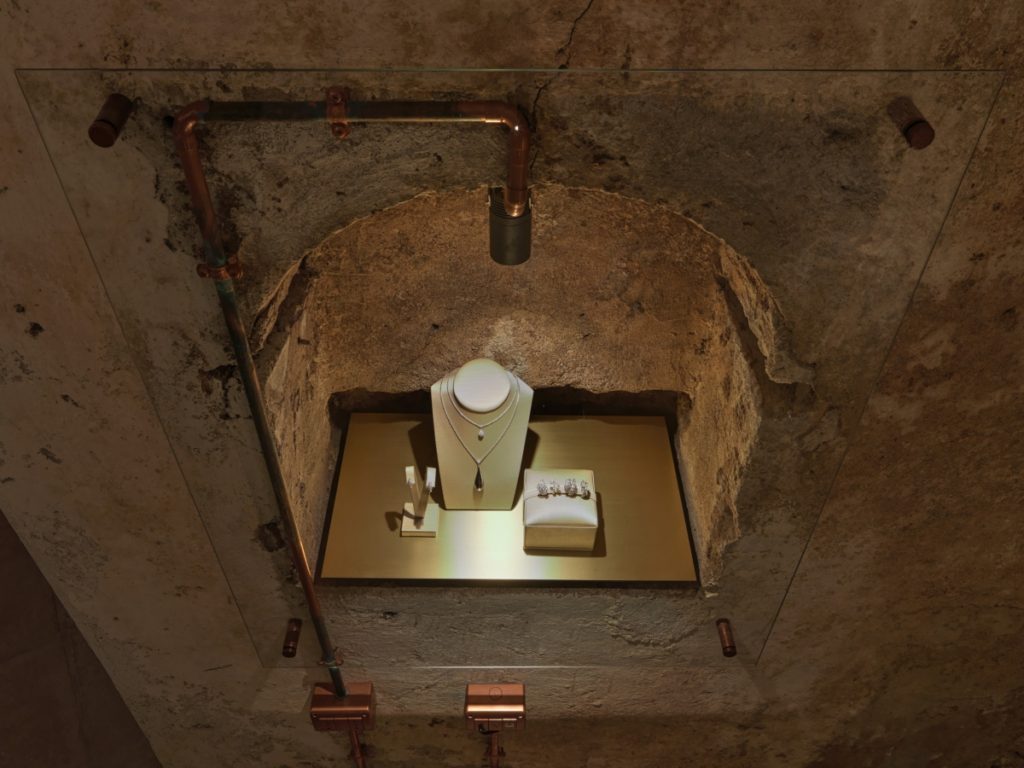 Minéral, atelier de joaillerie - Daniele Della Porta tél. Gaetano del Mauro