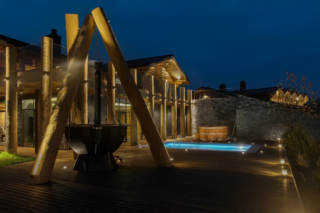 A journey into the Russian tradition of baths. Spa village Zavidovo. ARCHPOINT and PTAM architects