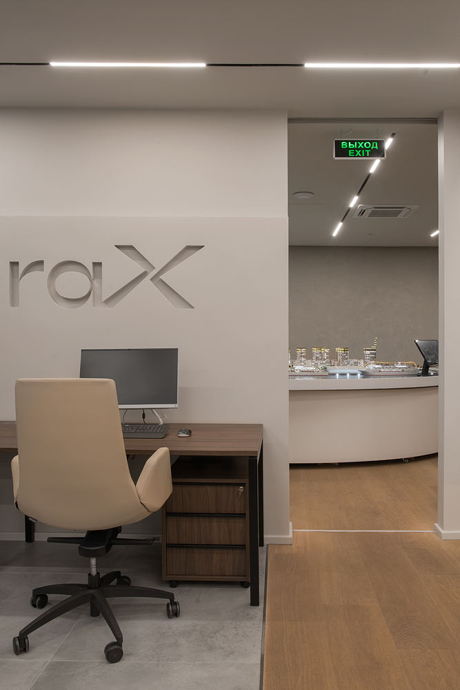 Harmonia entre minimalismo e conforto o novo escritório GloraX. Estúdio Archpoint
