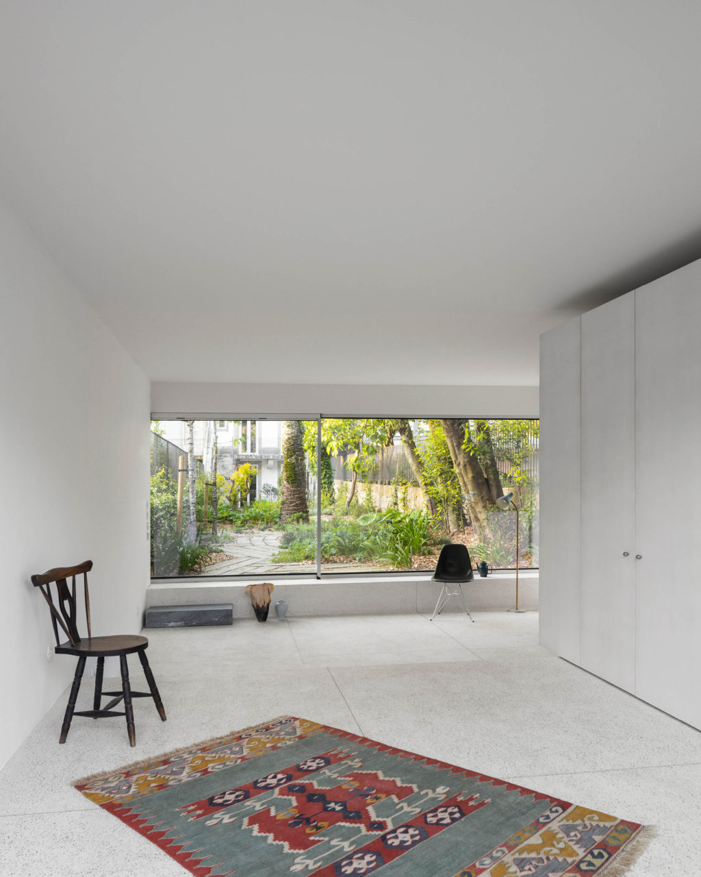 Beauty, luxury and simplicity in a small size. Very Tiny Palace of Fala Atelier