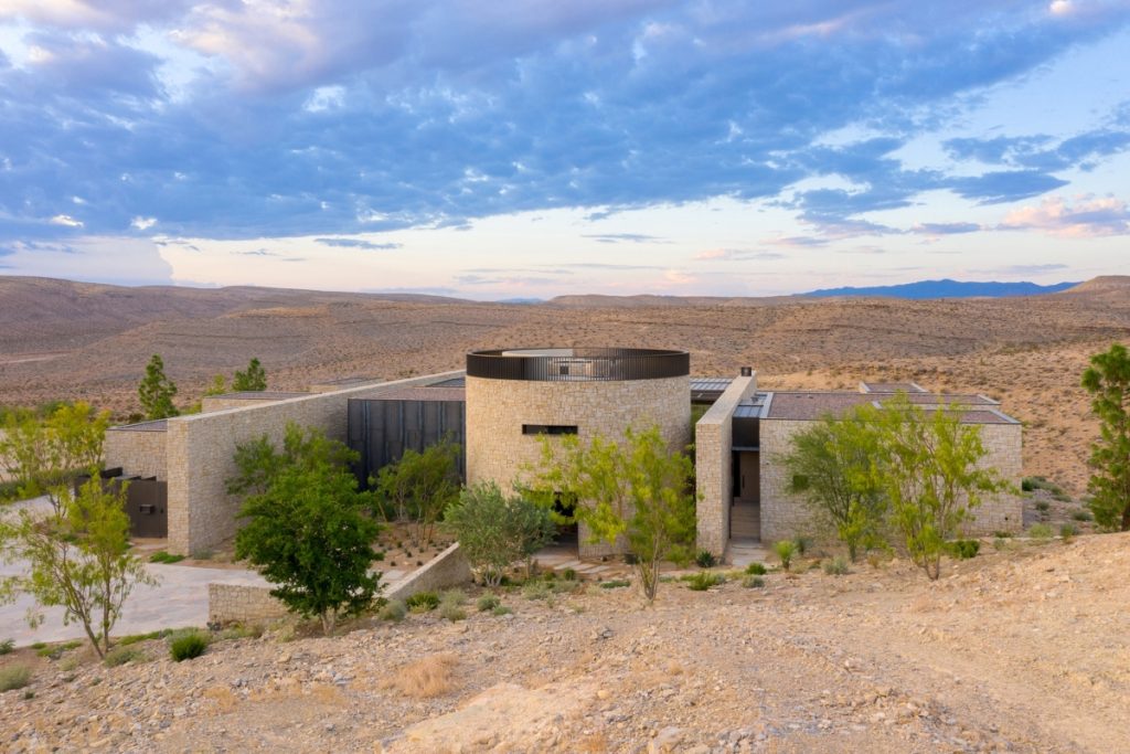 Tempat tinggal sadar lingkungan di Nevada. Daniel Joseph Chenin Ltd