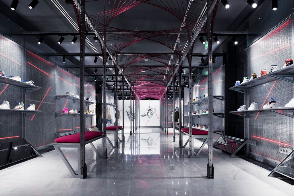 WOW Spectacular and immersive store concept. External Reference Architects