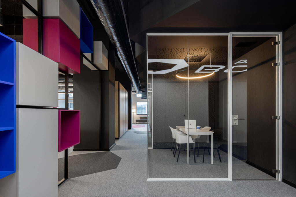 Bold pa Devoteam nan Porto se yon biwo ki reflete idantite vil la ak sans konpayi an. Inception Architects Studio