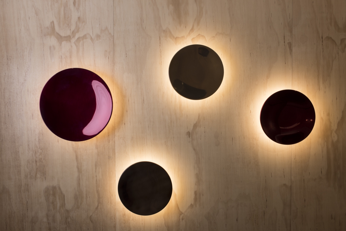 Lampada ANOOR di Foscarini: Luce architettonica e minimalismo