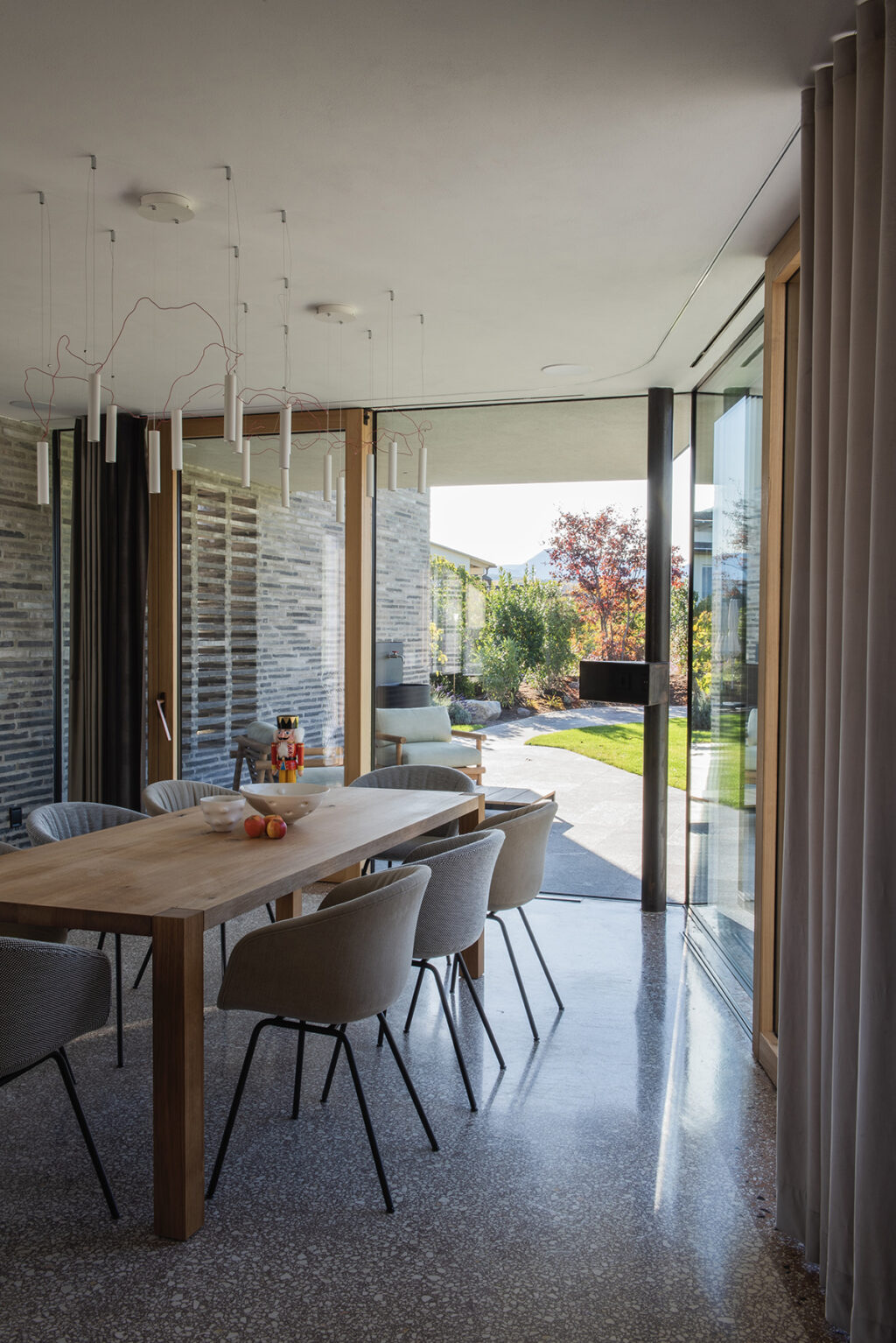 Dining area with patio for breakfast ©Paolo Abate