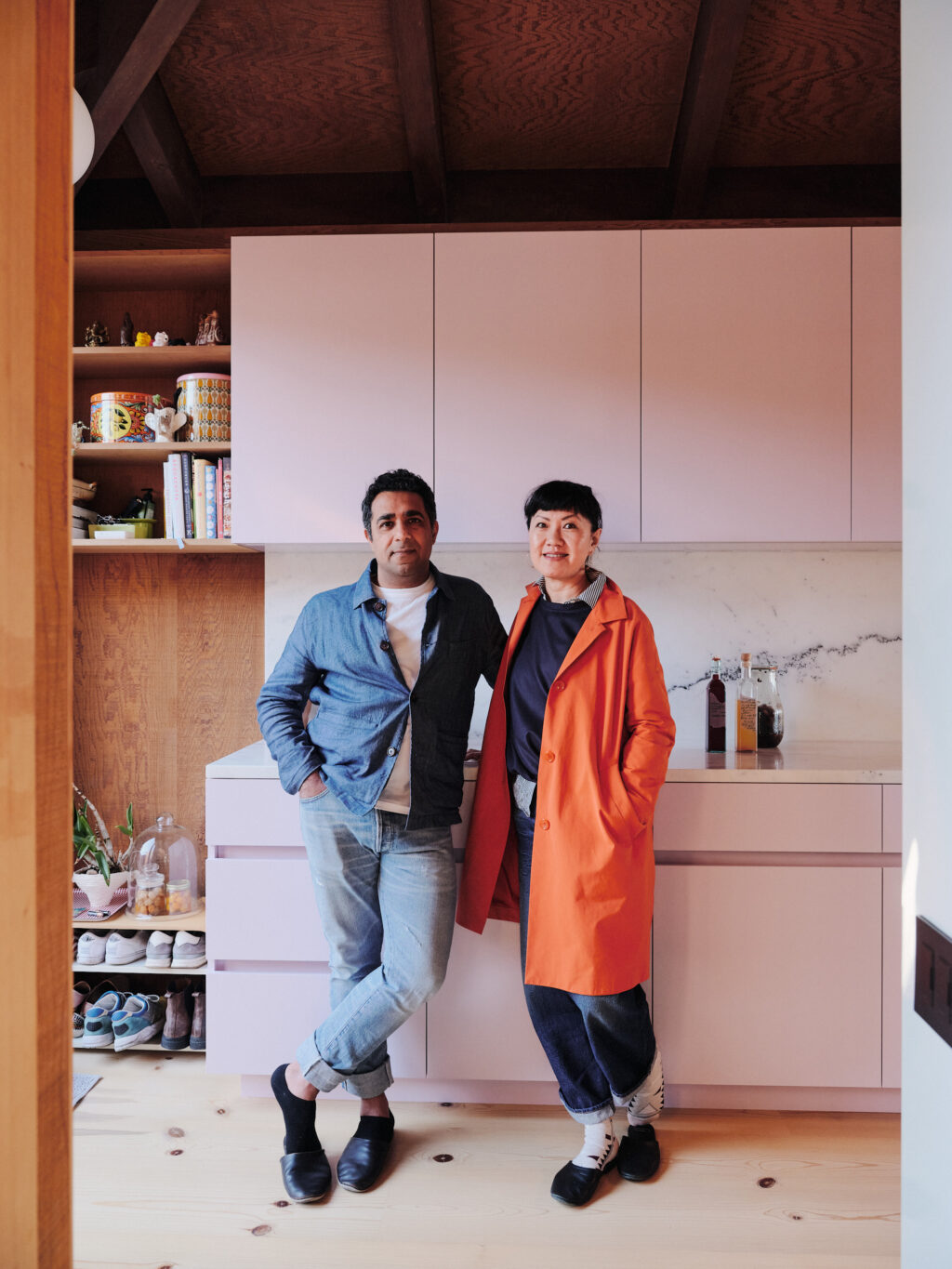 Studio Terpeluk Redwood House owners portrait Gagan and Jasmin Arneja ©Joe Fletcher